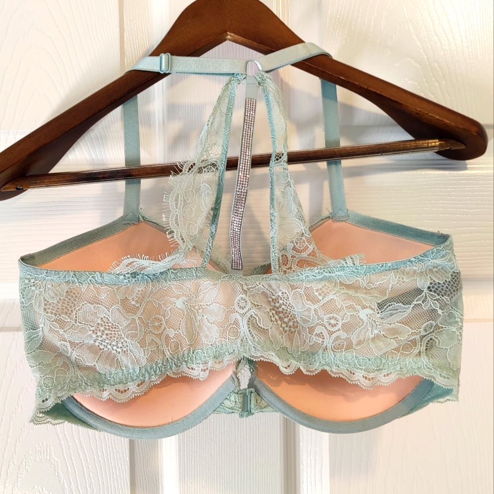 Victoria Secret Push Up Bra